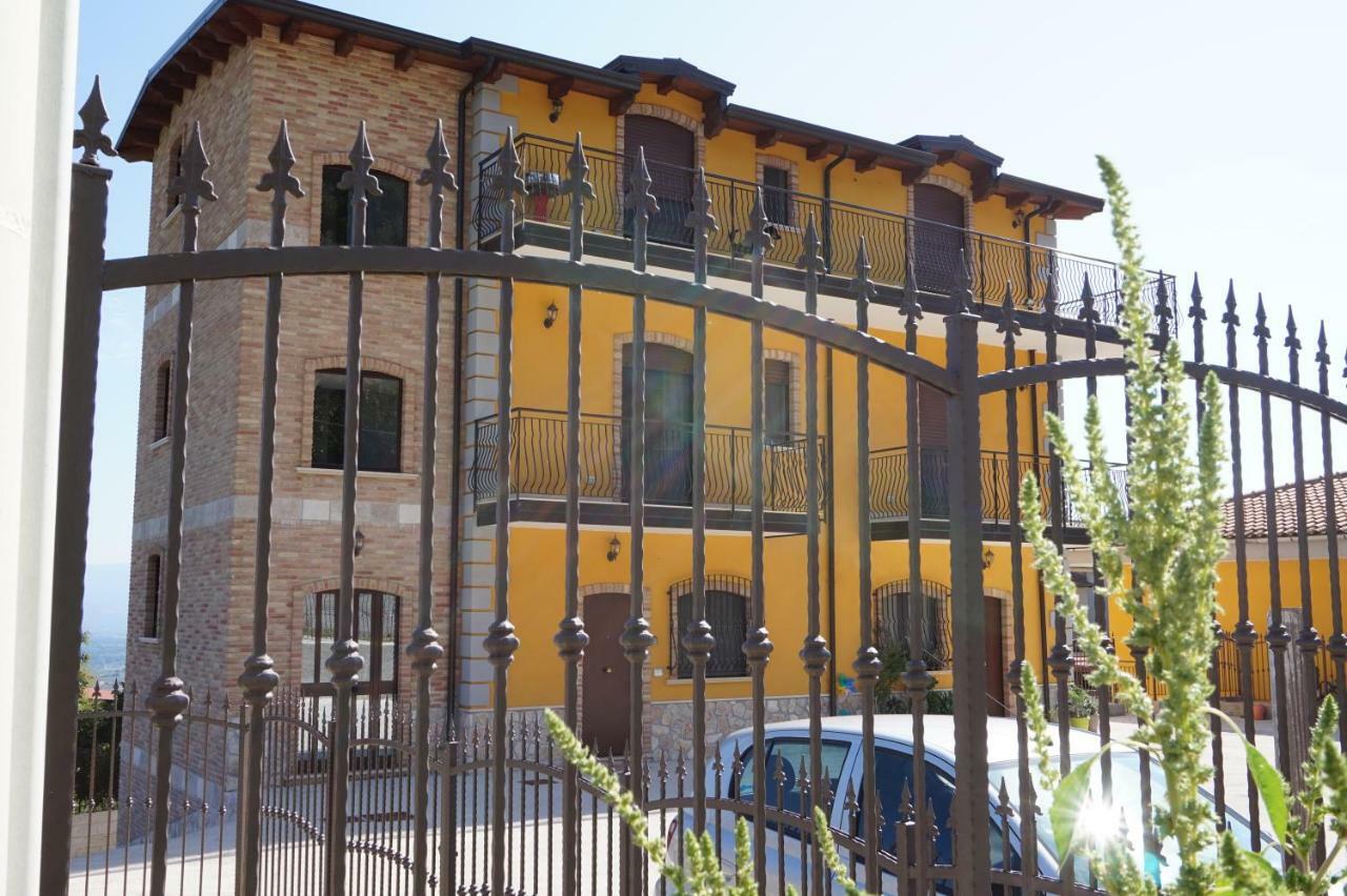 A Casa Di Laura B&B Apartments Campagna Zewnętrze zdjęcie